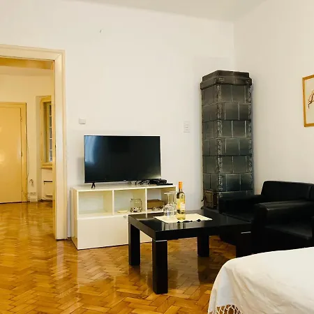 Salon Savamala Apartment